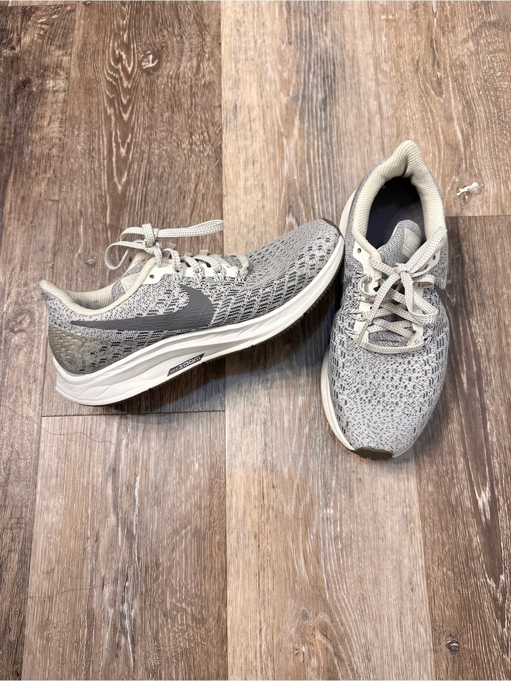 Women’s Nike Air Zoom Pegasus 35 Gray Running Shoes